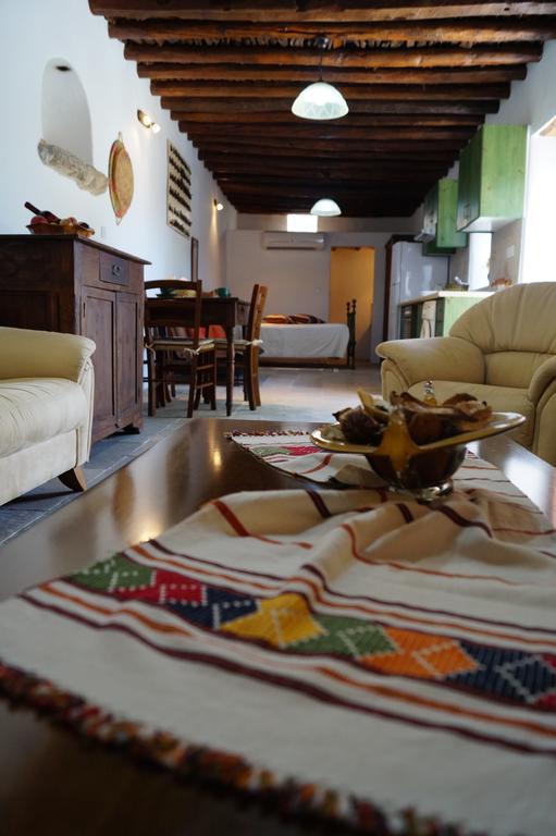 Vila Makrinari Tis Pano Geitonias Salamiou Exteriér fotografie