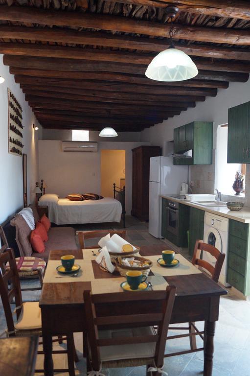 Vila Makrinari Tis Pano Geitonias Salamiou Exteriér fotografie