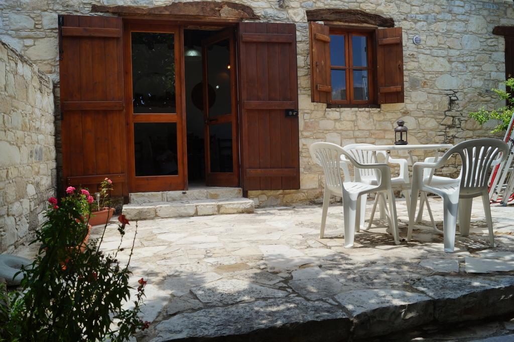 Vila Makrinari Tis Pano Geitonias Salamiou Exteriér fotografie
